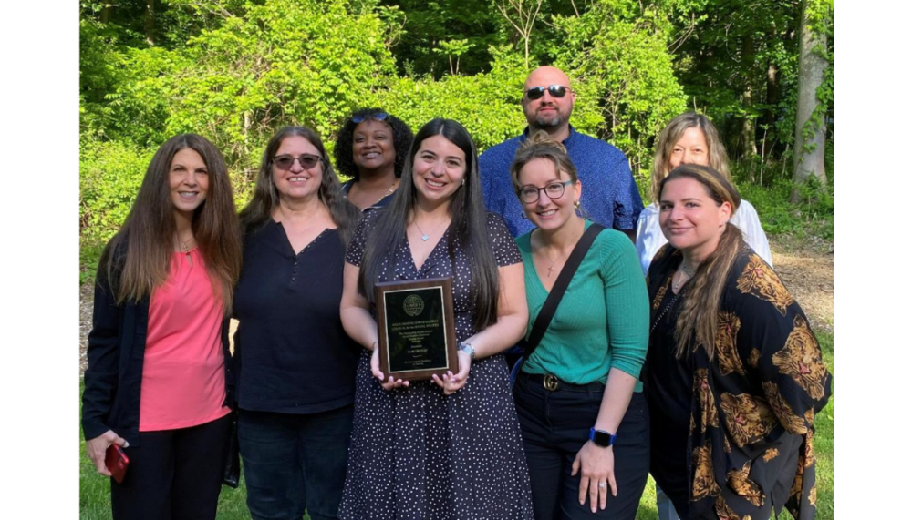 Albert Leonard's Mary Bongo Receives 2022 Outstanding Middle School